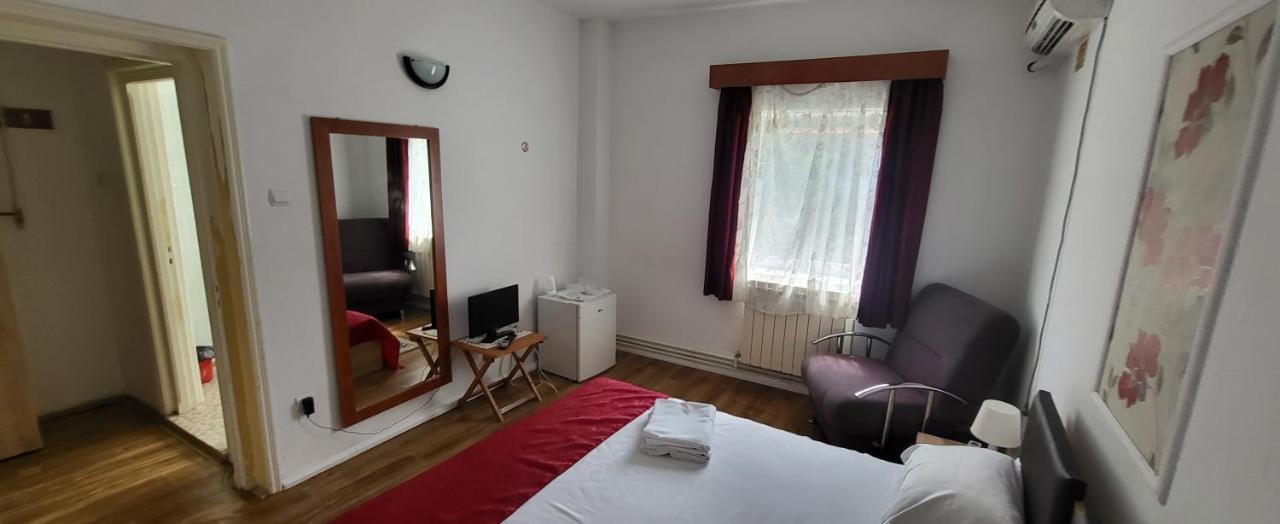 Pensiune Restaurant Arconi Năvodari Екстериор снимка