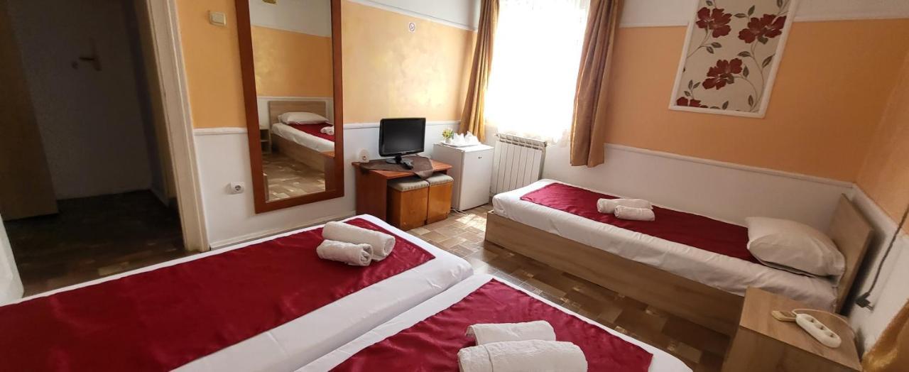 Pensiune Restaurant Arconi Năvodari Екстериор снимка