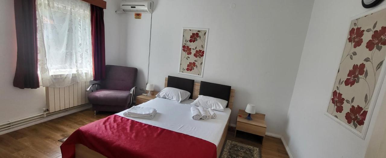 Pensiune Restaurant Arconi Năvodari Екстериор снимка
