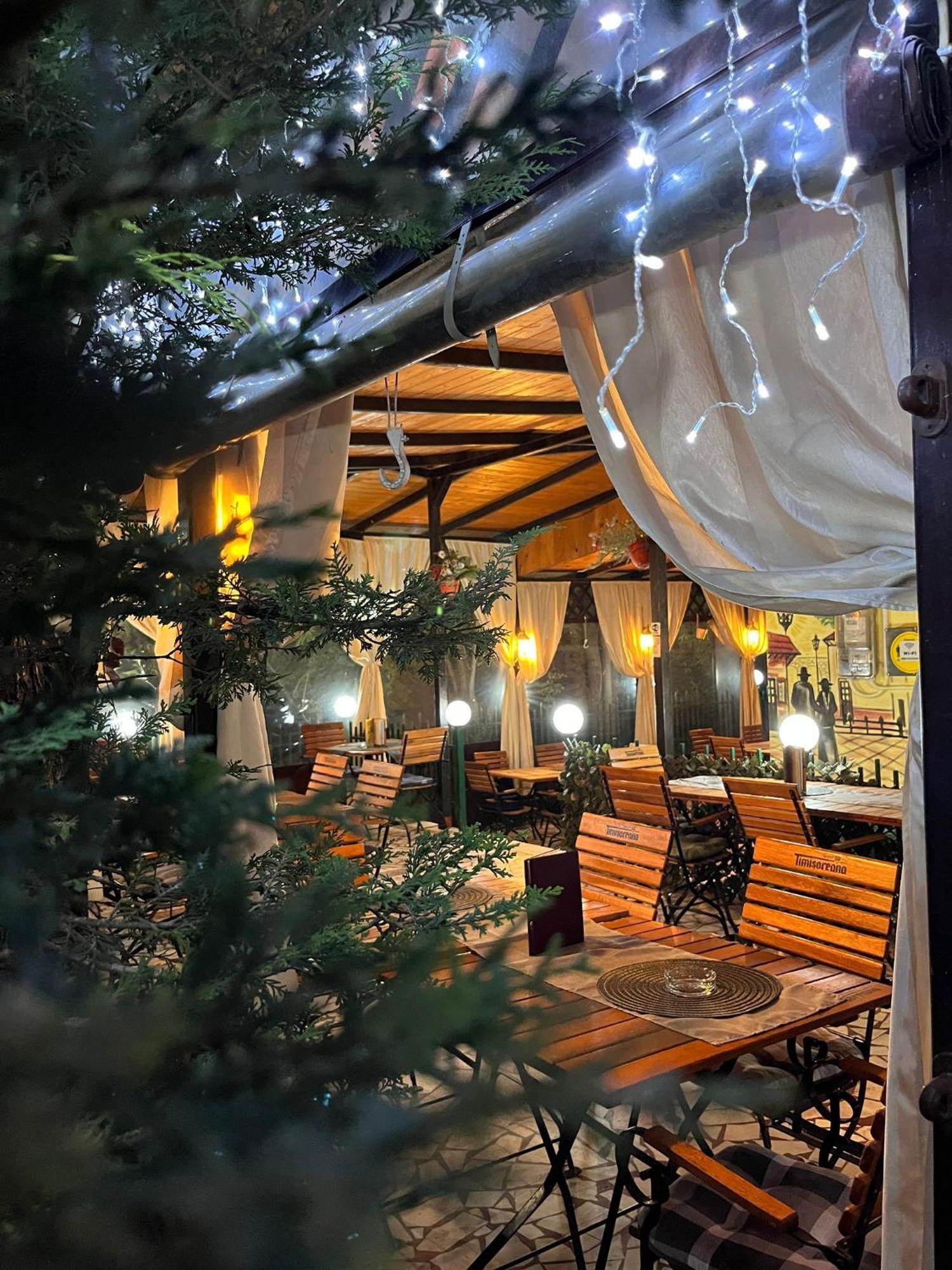 Pensiune Restaurant Arconi Năvodari Екстериор снимка
