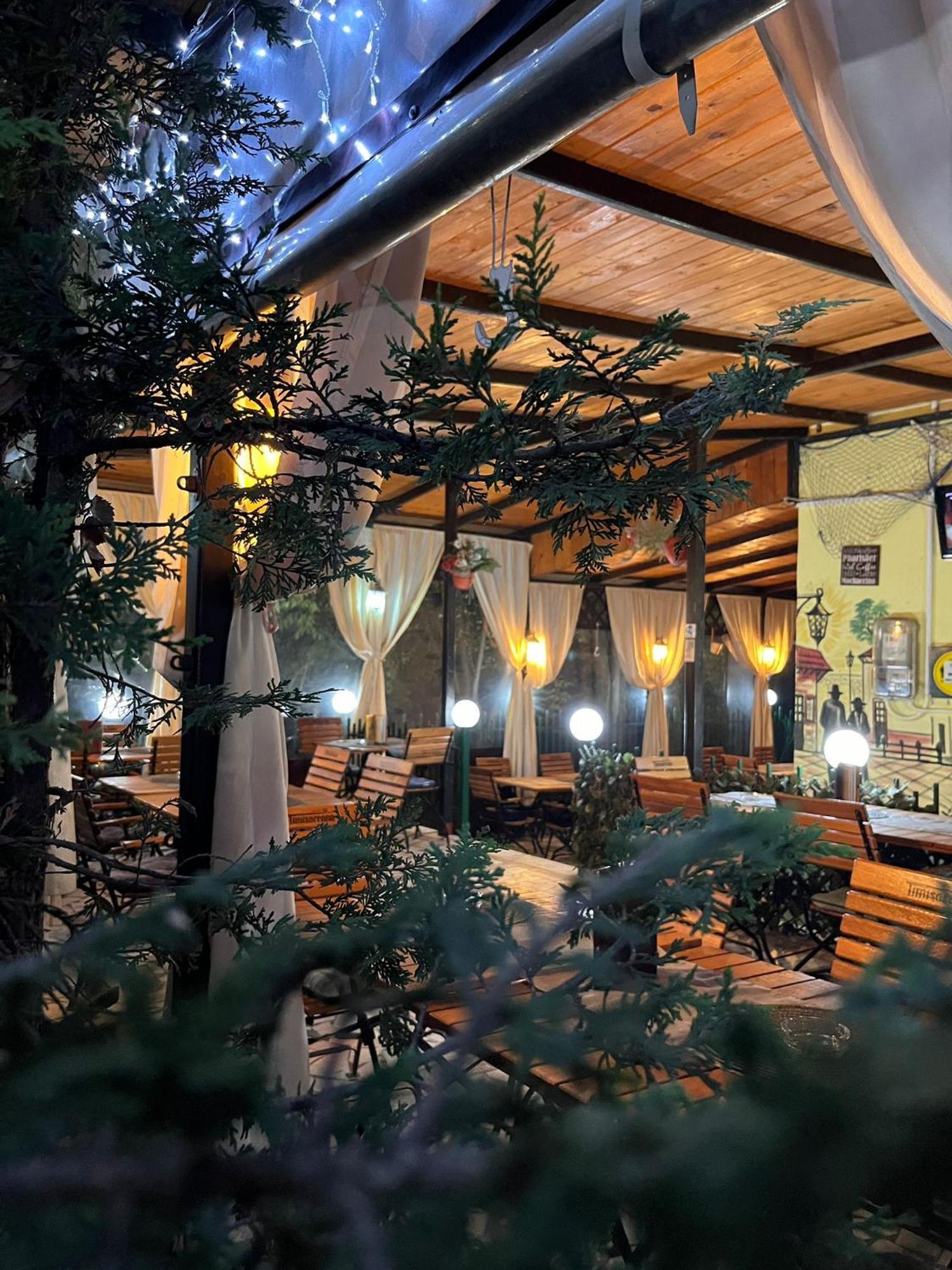 Pensiune Restaurant Arconi Năvodari Екстериор снимка