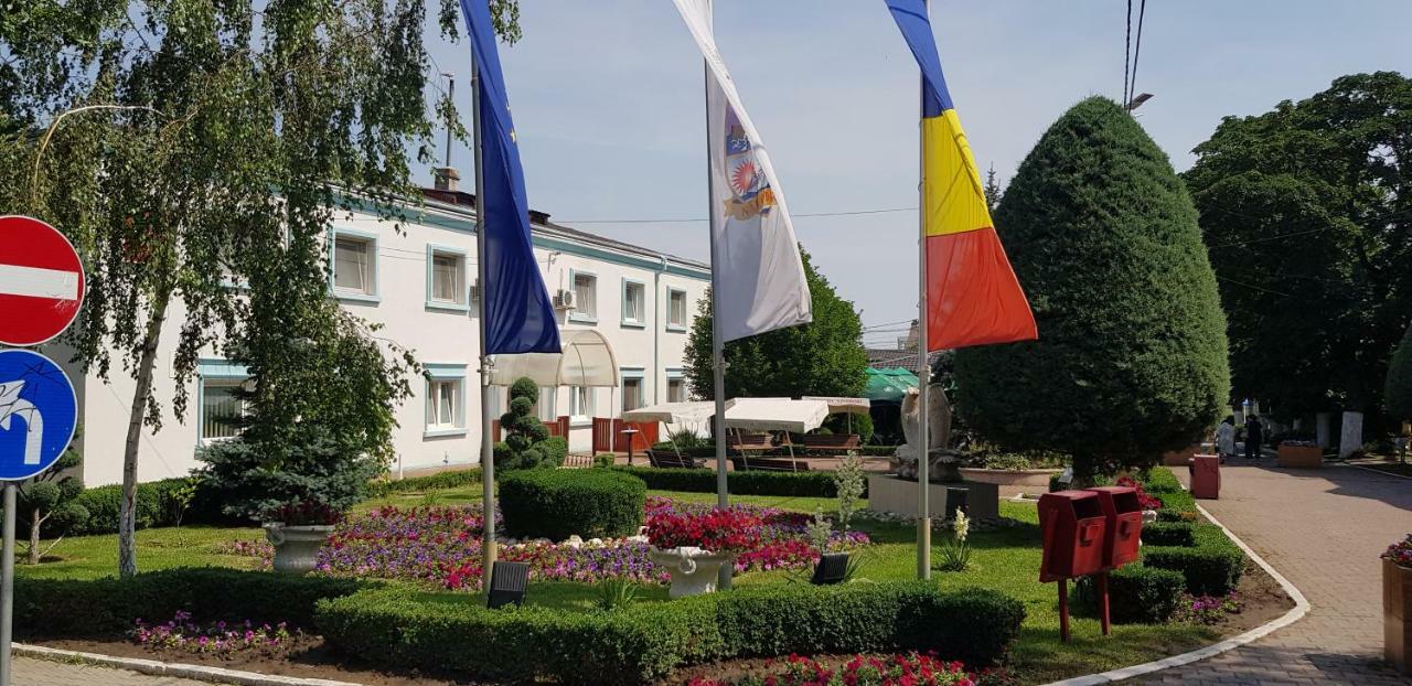 Pensiune Restaurant Arconi Năvodari Екстериор снимка